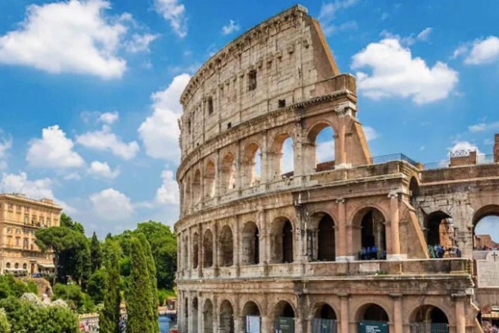 And Historic Rione Near Colosseo Appartamento Roma